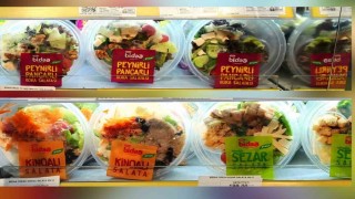 Düşük kalorili salata menülerine ilgi artıyor