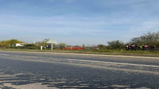 Düz yolda direksiyon hakimiyetini kaybetti, takla attı: 1 yaralı