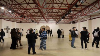 Düzce Üniversitesinde İçinde Bir Şey sergisi açıldı