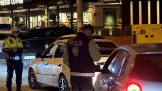 Düzcede ambulansa yol vermeyen sürücü sağlık kontrolüne gönderiliyor