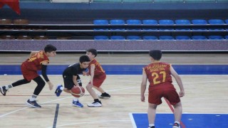 Düzcede U-14 erkekler basketbol yerel lig heyecanı başladı