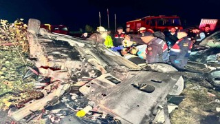 Edirnede hatalı sollama zincirleme kazaya neden oldu: 1 ölü, 2 yaralı