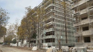 Elazığda inşaattan düşen işçi ağır yaralandı