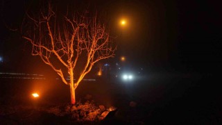 Elazığda yoğun sis: 4 bin yıllık Harput Mahallesinde göz gözü görmedi