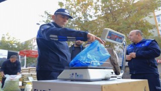 Elazığda zabıta ekipleri pazar alanlarını denetledi