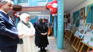 Emine Erdoğan, Güney Afrikada Uluslararası Maarif Okulunu ziyaret etti