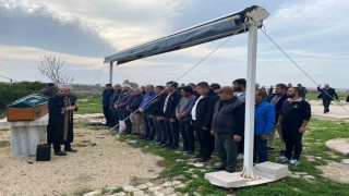 Enezdeki cinayet sonrası her iki kişi de toprağa verildi