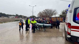 Erdekte kamyon ile motosiklet çarpıştı: 1 yaralı