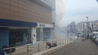 Ereğlide AVM jeneratörü korkuttu, cadde duman altında kaldı, vatandaşlar panikledi