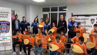 Erzincanda öğrencilere bağlama desteği