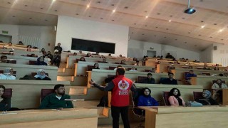 Erzurum polisinden gençlere güvenli gelecek bilgilendirmesi