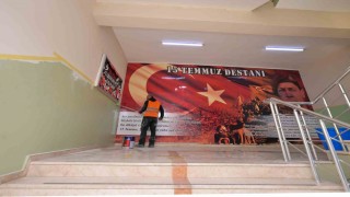 Esenyurttaki okullarda ara tatilde bakım ve onarım çalışmaları devam etti