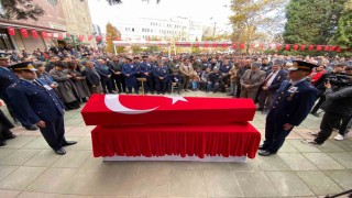 Eskişehirli şehit üsteğmen Emre Mercan gözyaşlarıyla son yolculuğuna uğurlandı