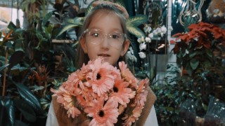 Esnaf ve vatandaşlar öğretmenler için kamera karşısına geçti