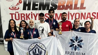 ETÜ spor kulübü Hemsball Türkiye şampiyonasından çifte kupayla döndü