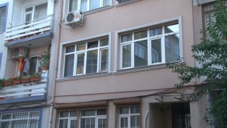 Fatihte bir kişi evinde silahla vurulmuş halde bulundu