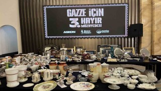 Fatihte yapılan müzayedenin geliri Gazzeye gidecek