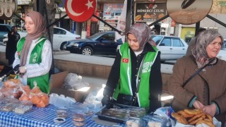 Gazze için hayır çarşısı kurdular