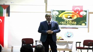 Gedizde Gazze için Hayır Çarşısı kuruldu