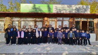 Gençlik ve Spor İl Müdürü Kalın, gençlerle bir araya geldi