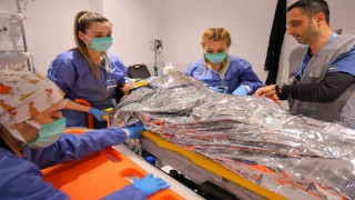 Gerçeğini aratmayan tatbikat: Hasta yakınları sinir krizi geçirdi, güvenlik görevlilerine saldırdı