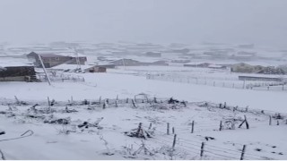 Giresun yaylaları beyaza büründü