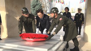 Güney Kore Cumhuriyeti Cumhurbaşkanı Myungdan Kore gazilerine yakın ilgi