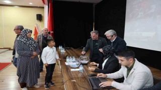 Hacılarda merakla beklenen konut kura çekimi yapıldı