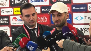 Hakan Çalhanoğlu: Kurtlar Vadisi müziği eşliğindeki tezahürat bizi etkiledi