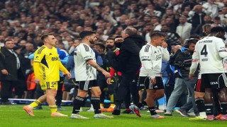 Hakem Ali Yılmaz, Sergen Yalçını tribüne gönderdi