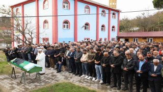 Hastalığına yenik düşen muhtar son yolculuğuna uğurlandı