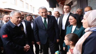 İçişleri Bakanı Yerlikayadan Kiliste esnaf ziyareti