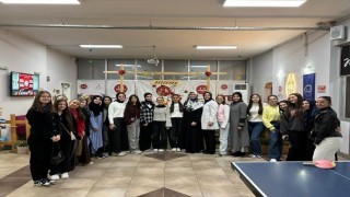 İki ilçenin gençleri Akhisarda buluştu