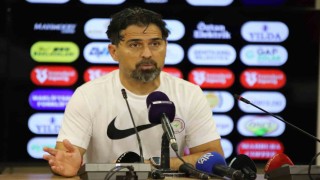 İlhan Palut: Sahadaki görüntüye göre beraberliğin ideal bir sonuç olduğunu söyleyebilirim