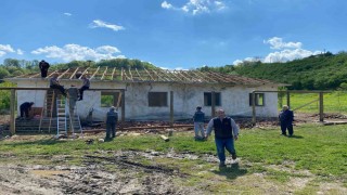 İmeceyle ihya edilen atıl okul mahallenin yeni toplanma alanı oldu