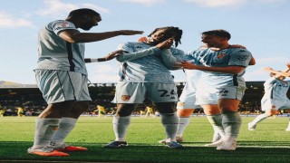 İngilterede Hull City, Slovenyada da Maribor deplasmanda kazandı