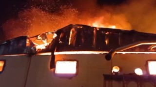 Ispartada bir kereste fabrikası tamamen yanarak kül oldu