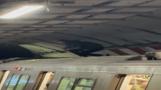 İstanbulda metroda yaşanan ilginç anlar kamerada