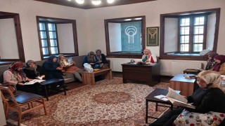 İşte kitap kurdu Dadaş ev hanımları