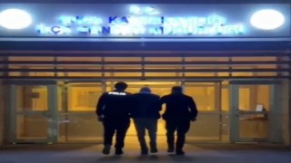 İzmirde 34 yılla aranan firari hırsız yakalandı