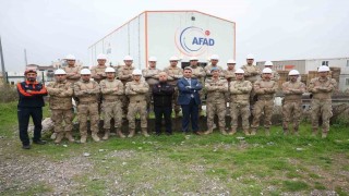 Jandarma komandolar eğitimde