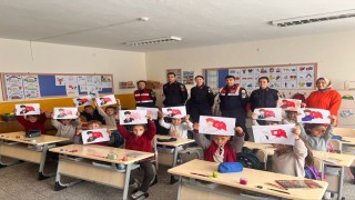 Jandarmadan öğrencilere ‘Güvenli gelecek eğitimi