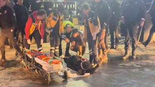 Kaçan sürücü polis aracına çarptı: 2 yaralı