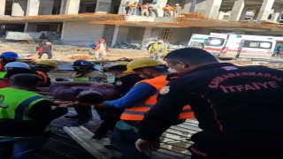 Kahramanmaraşta inşaatta iskele çöktü: 1 yaralı