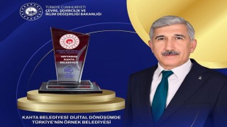 Kahta Belediyesine Dijital Belediyecilikte Başarı Ödülü verildi