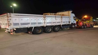 Kamyon çekiciye arkadan çarptı, 1 ölü