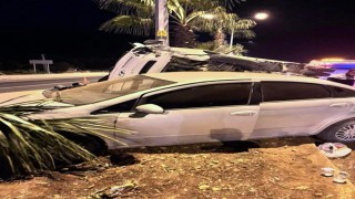 Kamyonet ile otomobil çarpıştı: 4 yaralı