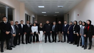 Karaburunun Hukuk Fakültesi öğrencileriyle buluştu