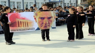 Karasuda duygu dolu 10 Kasım programı