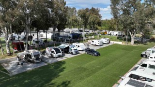 Karavan Parkta yaz-kış tatil hareketliliği